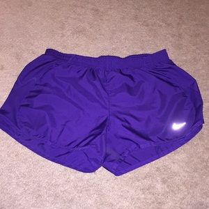 nike workout shorts.